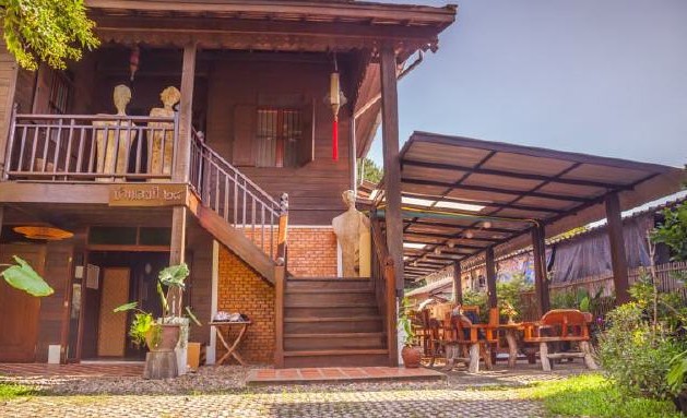 Swiss-Lanna Lodge, 24 Rat U-thit Soi 2, T. Wat Ket, Amphur Muang, Wat Ket, 50000 Chiang Mai, Thailand