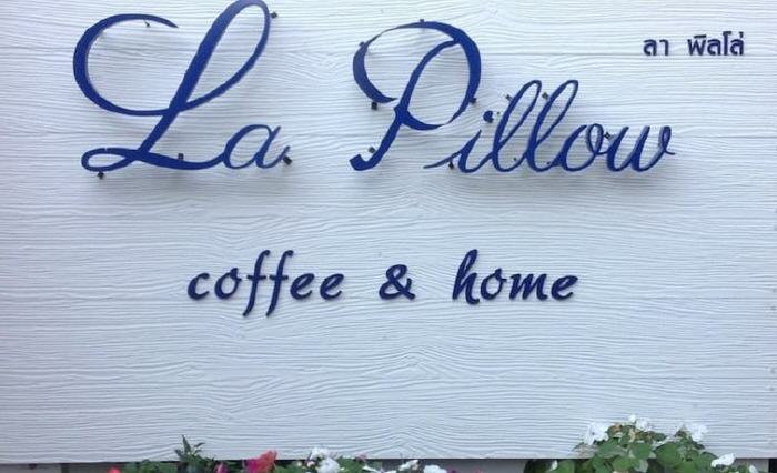 La Pillow 8, 6/3 Soi 8, Phrapokklao Rd.(Opposite Chedi Luang Temple), T. Phrasingh, 50200 Chiang Mai, Thailand