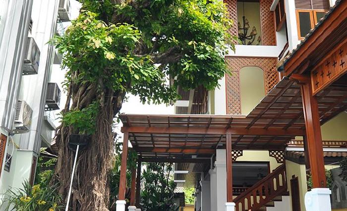 Sripat Guesthouse, 16 Soi7 Moon Muang Road, T.Sriphoom, A.Muang, Old City, 50200 Chiang Mai, Thailand