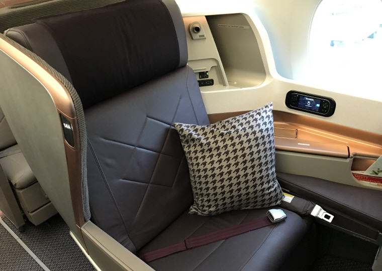 SQ323 A350 Business Class Seat 14A