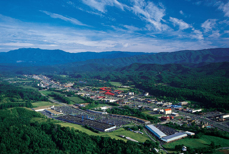 Pigeon Forge, Tennessee, Credit: Pigeon Forge Tourism, TripAdvisor, Top domestic summer vacation destinations U.S. 2017