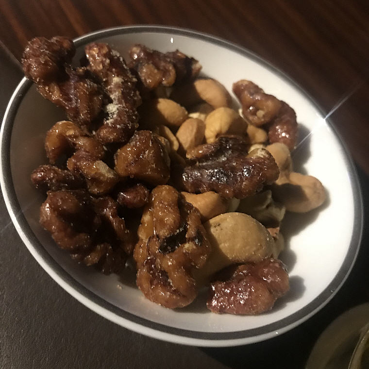 Bowl of warm nuts, SQ 231 A380 Suites Class Experience Singapore - Sydney