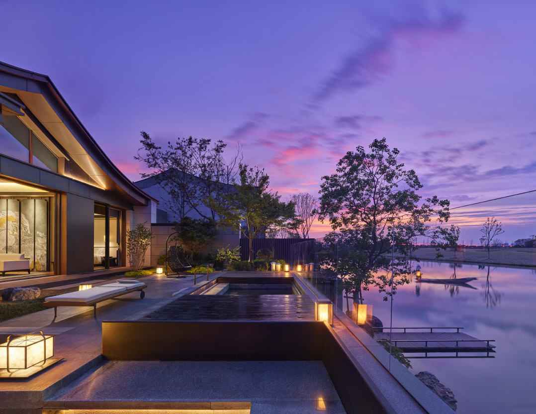 Night View at the Balcony of Banyan Tree Yangcheng Lake Lakefront Two-bedroom Pool Villa, East China, Suzhou